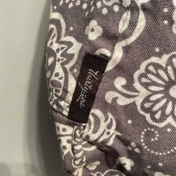 THIRTY-ONE SACK PURSE GRAY AND WHITE FLORAL - Picture 3 of 7